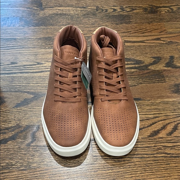 Perry Ellis Tan High-Tops - Picture 1 of 3